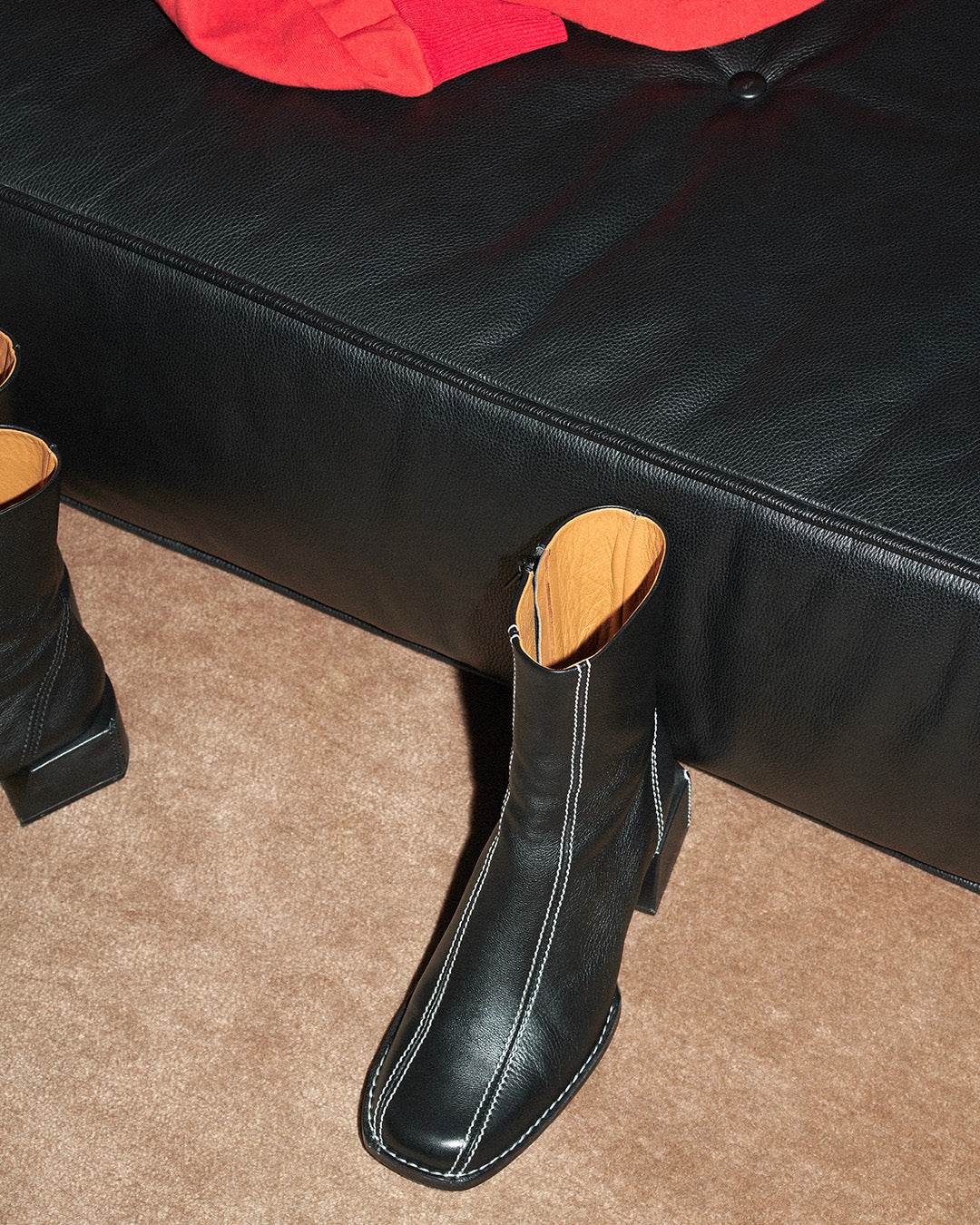 Idealo noire fil blanc